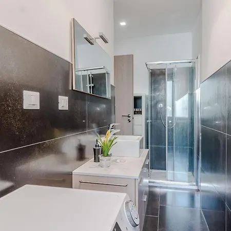 Appartement Guesthost - Modern Balcony Flat Mm Nizza Subway